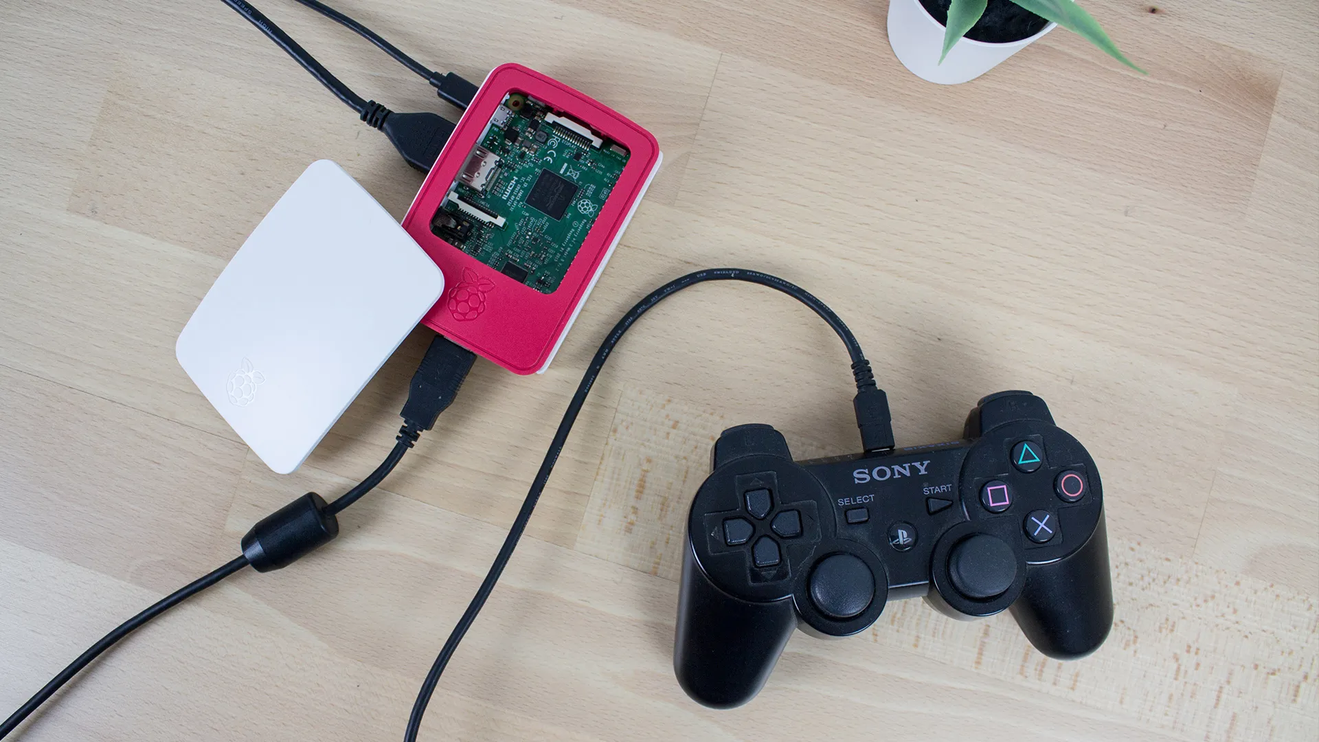 Raspberry Pi für RetroPie verkabeln – HDMI, Netzteil, Controller