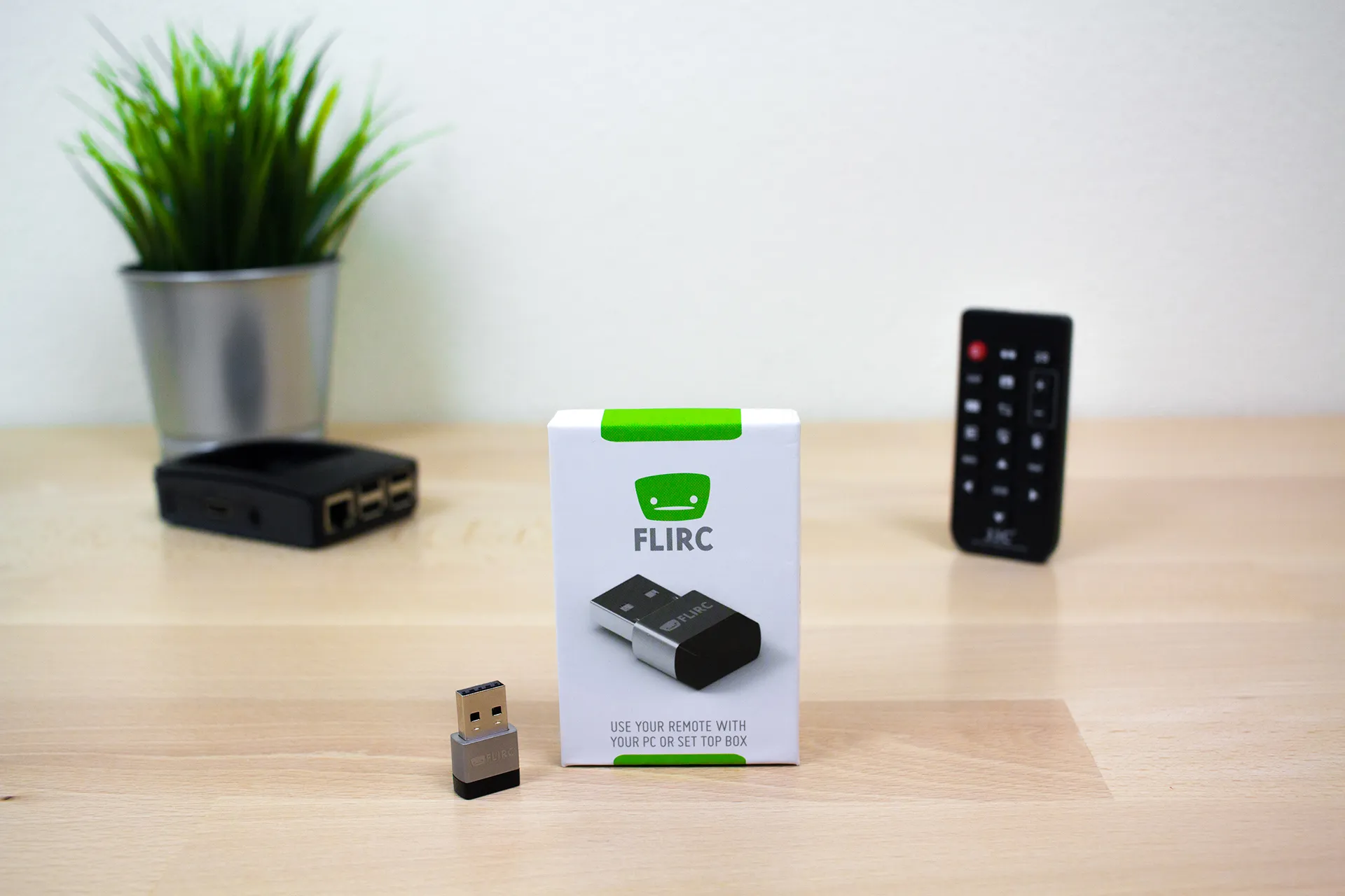 Raspberry Pi mit jeder Fernbedienung steuern – FLIRC USB Anleitung